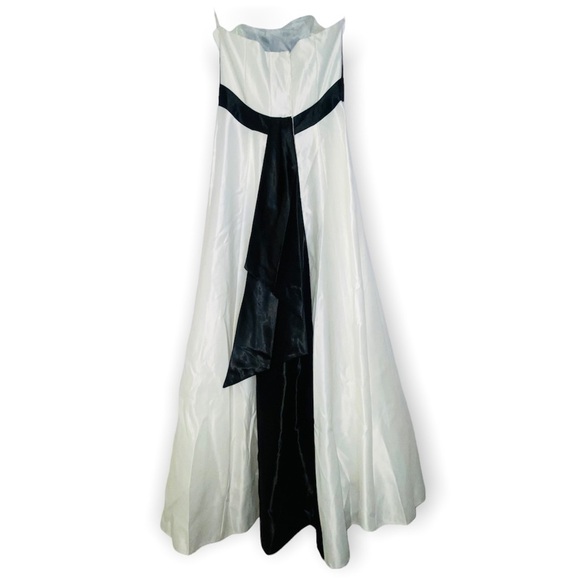 Gunne Sax 90s Jessica McClintock Ivory & Black Strapless Gown Size 7 - Picture 3 of 11
